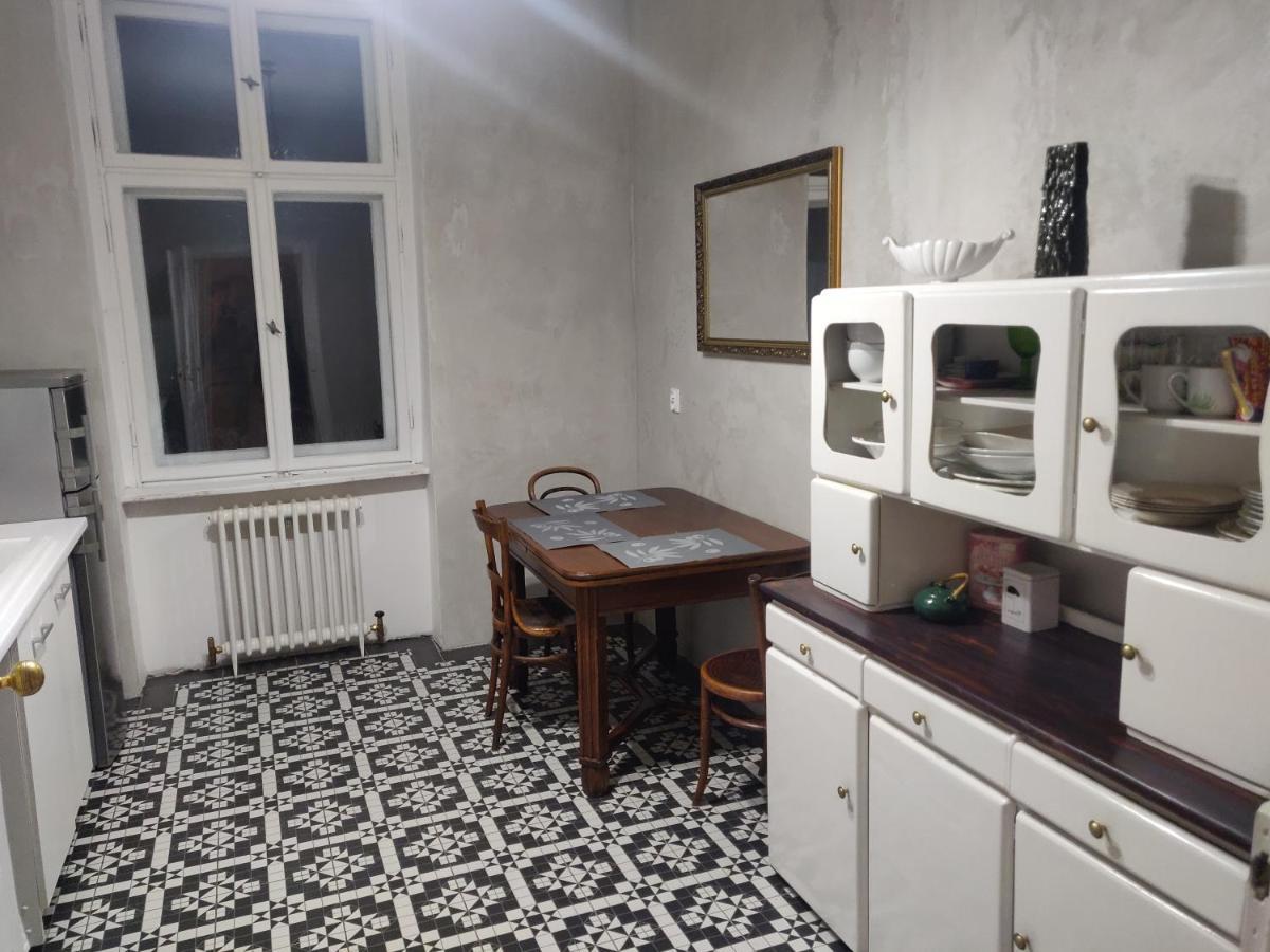 Apartament Copernicus Appartement Poznań Buitenkant foto